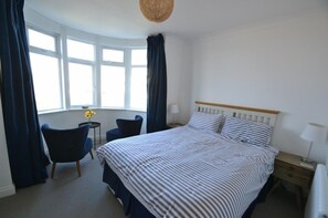 2 Schlafzimmer, Bügeleisen/Bügelbrett, Reisekinderbett, Internetzugang