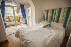 3 soverom, strykejern/-brett, internettilgang og sengetøy