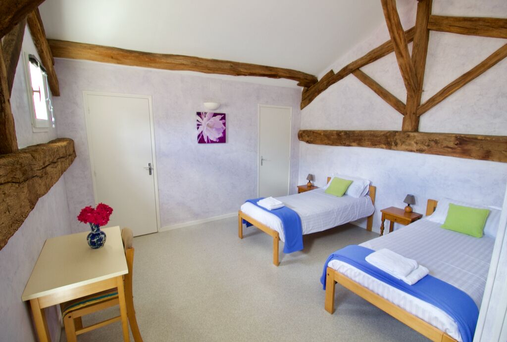 4 chambres, fer et planche à repasser, Wi-Fi, literie fournie