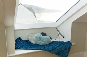 Interior - Lovely dog friendly 2 bed apartment on seafront (Woolacombe)