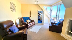 TV - A  2-bedroom seafront apartment in a large detached property on seafront (Woolacombe)