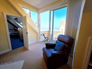 TV - A  2-bedroom seafront apartment in a large detached property on seafront (Woolacombe)