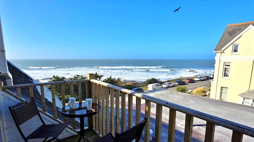 Shellsborough Penthouse, tien yli Woolacomben päärannalta