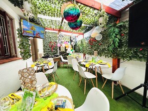 Restaurant - Executive Accommodation Bellville (Cape Town)