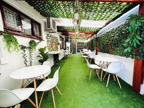 Restaurant - Executive Accommodation Bellville (Cape Town)