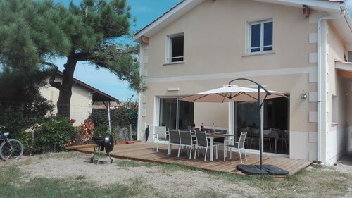 Villa Borée by Agence Bru - 308844