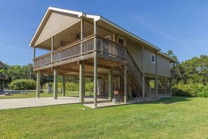 Exterior - RR 9440#16 Silver Spur Moo Cow Cabins (New Braunfels)