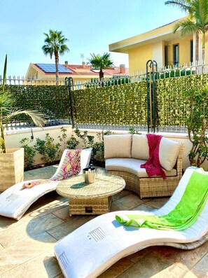 Terrace/patio - HOLIDAY HOME "U SCRUSCIU RO MARI" (Avola)