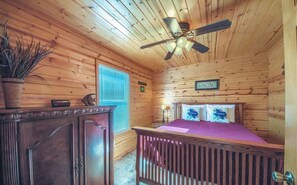 1 bedroom, travel cot, free WiFi, bed sheets
