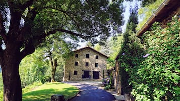 Esterni