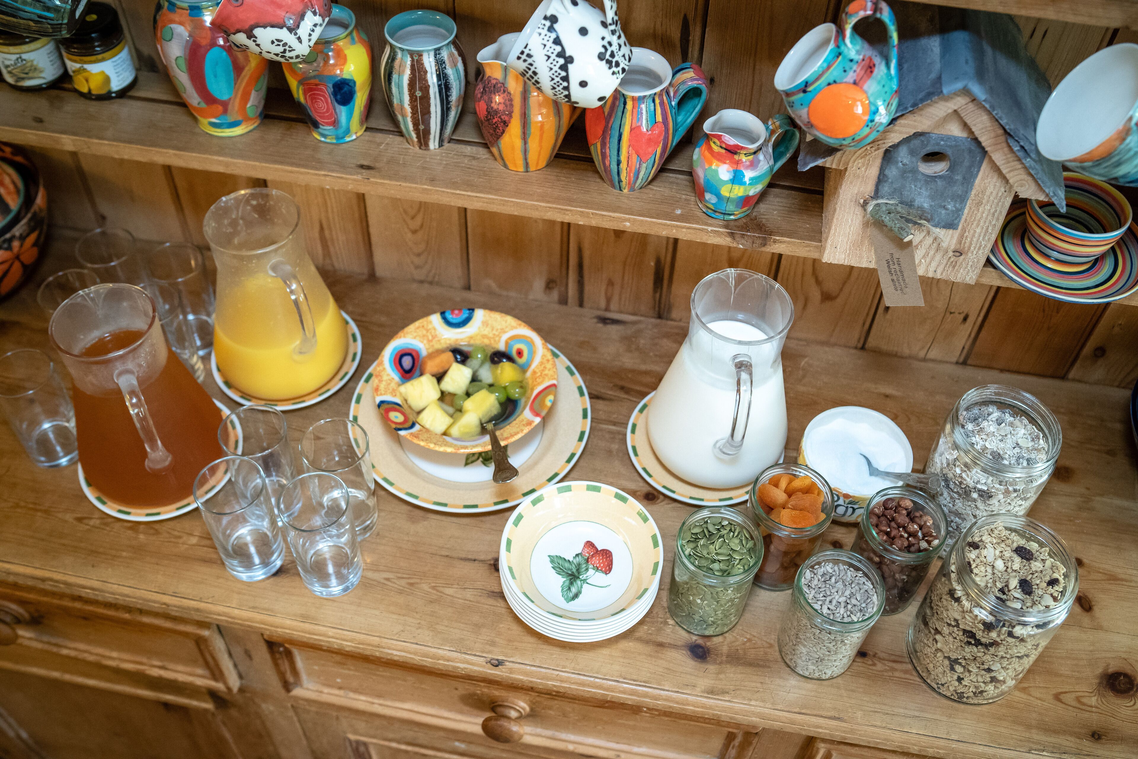 free daily english breakfast