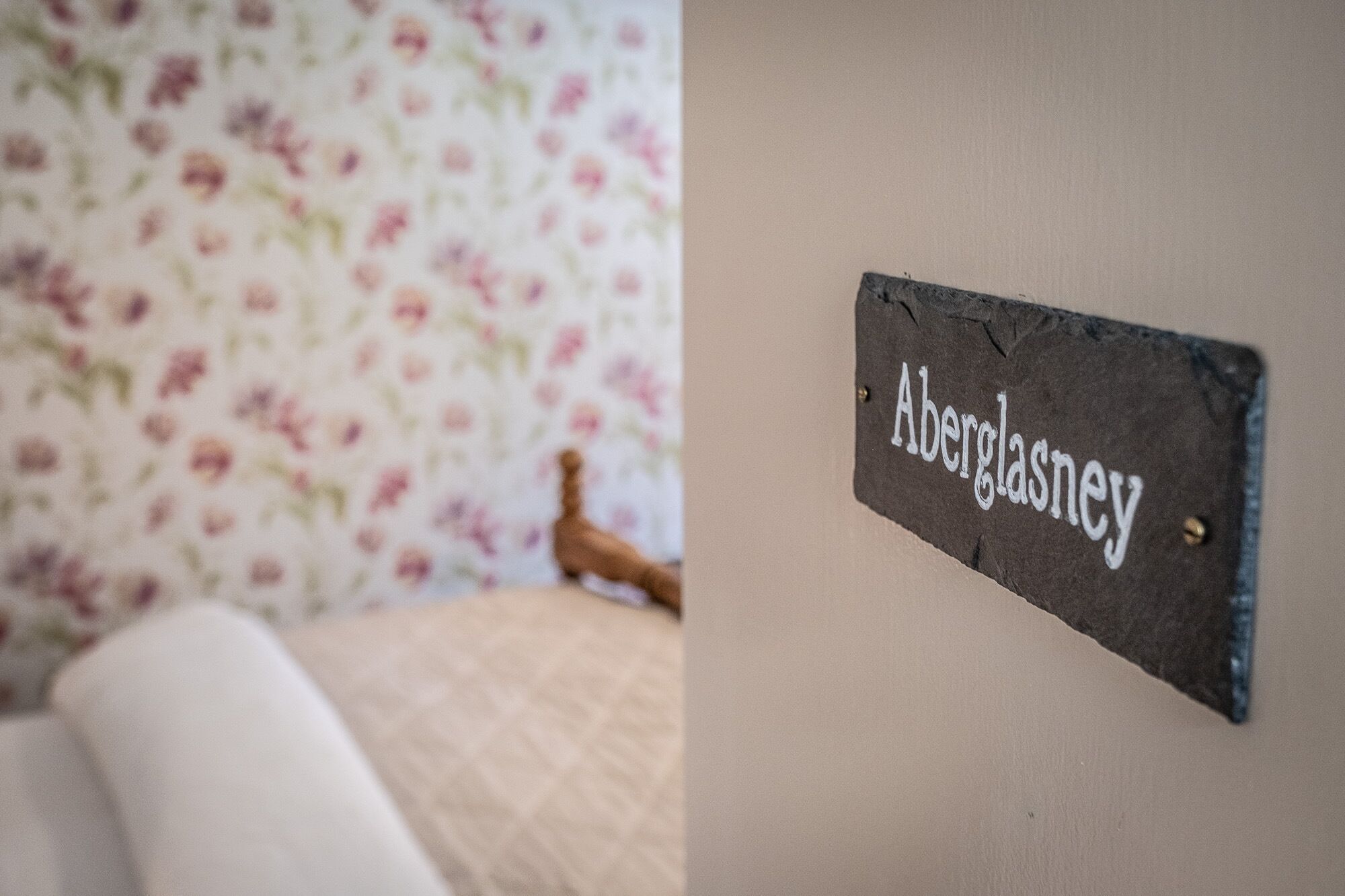 luxury double or twin room | 1 bedroom, iron/ironing board, free wifi, bed sheets