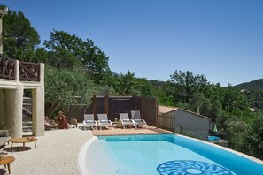 Utomhuspool