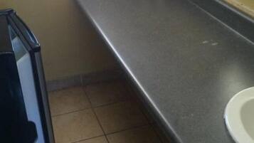 Chậu rửa trong phòng tắm