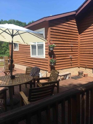 屋外ダイニングエリア