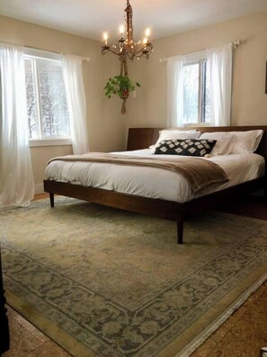 デスク、アイロン / アイロン台、WiFi、ベッドシーツ