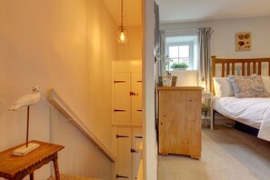 1 bedroom, Internet, bed sheets
