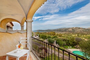 Superior Double Room, Ensuite (Camera Deluxe ) | Balcony view