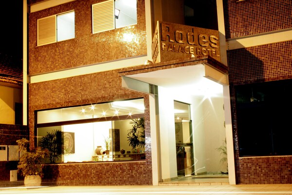 Rodes Palace Hotel - Patos de Minas
