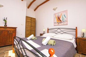 Apartment (A1) | Wi-fi percuma, cadar katil