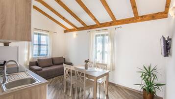 Leilighet (A2) | Oppholdsrom | TV