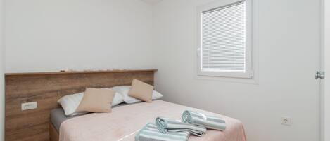 2 bedrooms, free WiFi