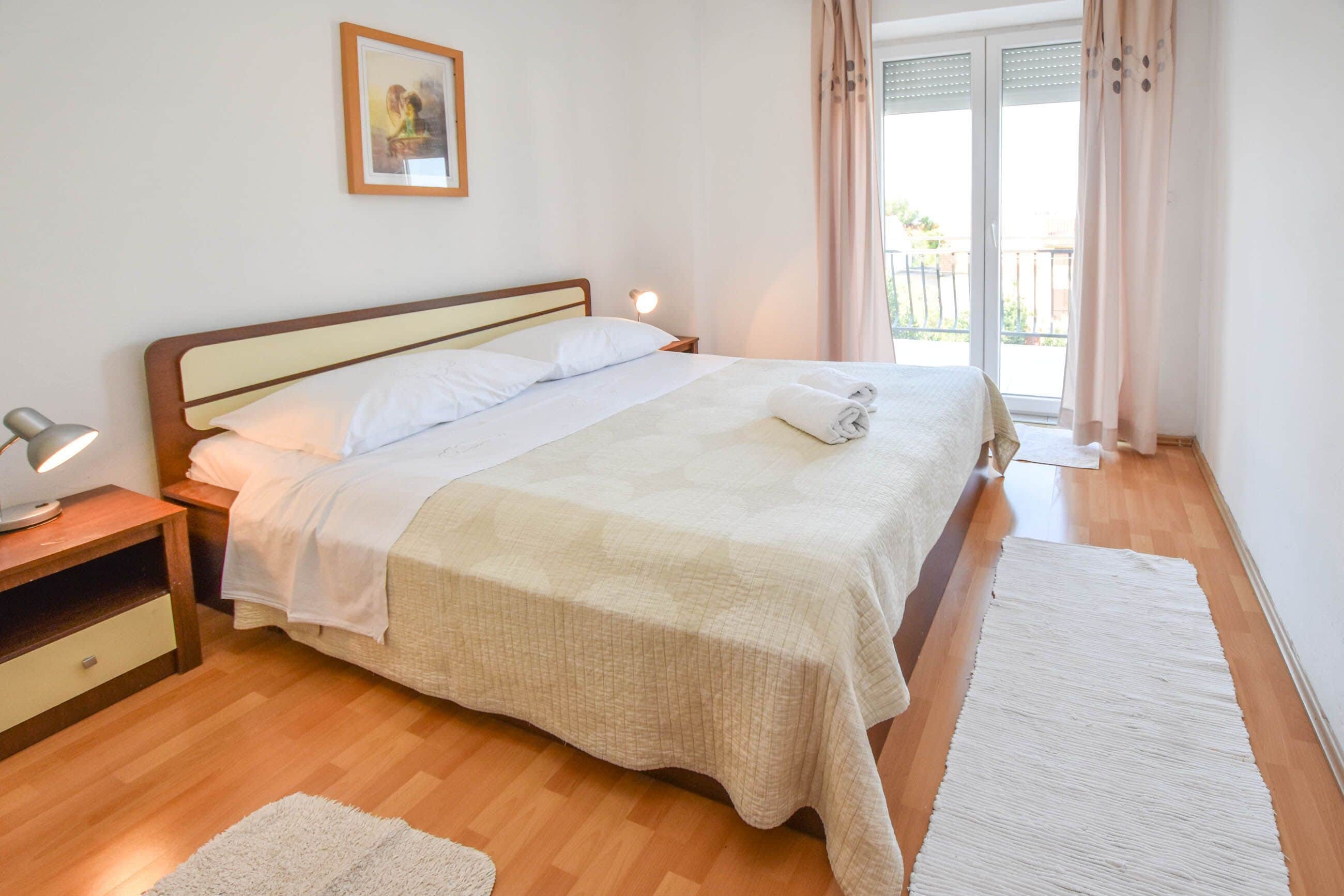 Apartment (A2) | Free WiFi, bed sheets