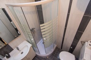 Apartment (A2) | Bathroom