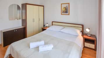 Apartemen (A2) | Wi-Fi gratis dan seprai linen