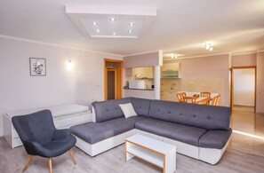Apartment (A3) | Living room