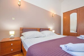 Apartment (A1)