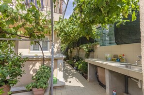 Terrace/patio - Apartments Mira I (Vinodol)