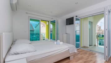 Studio (A1) | 4 Schlafzimmer, Bügeleisen/Bügelbrett, kostenloses WLAN, Bettwäsche