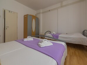 2 chambres, Wi-Fi gratuit, draps fournis