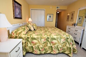 Condo, 2 Bedrooms