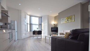 City Twin Room | Living area - Mowbray (Sunderland)