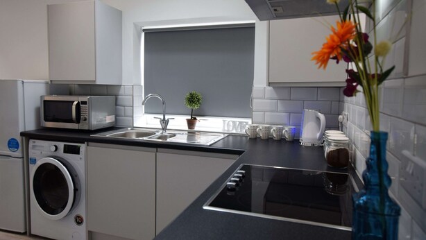 City Twin Room | Private kitchen - Mowbray (Sunderland)