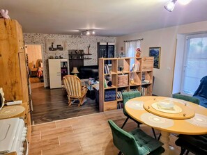 Apartment (A1) | Living room - Apartment Kameni Dvori (Nin)