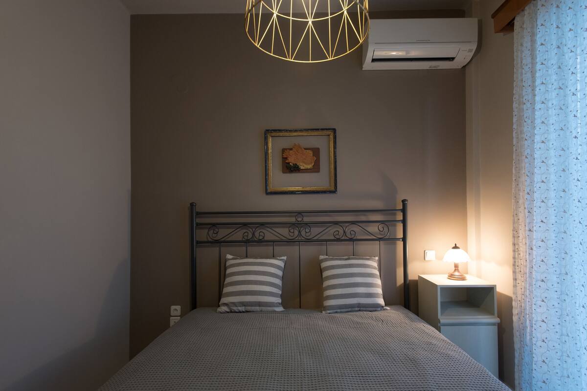 In-room safe, iron/ironing board, free cribs/infant beds, free WiFi