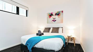 2 chambres, fer et planche à repasser, Wi-Fi, draps fournis