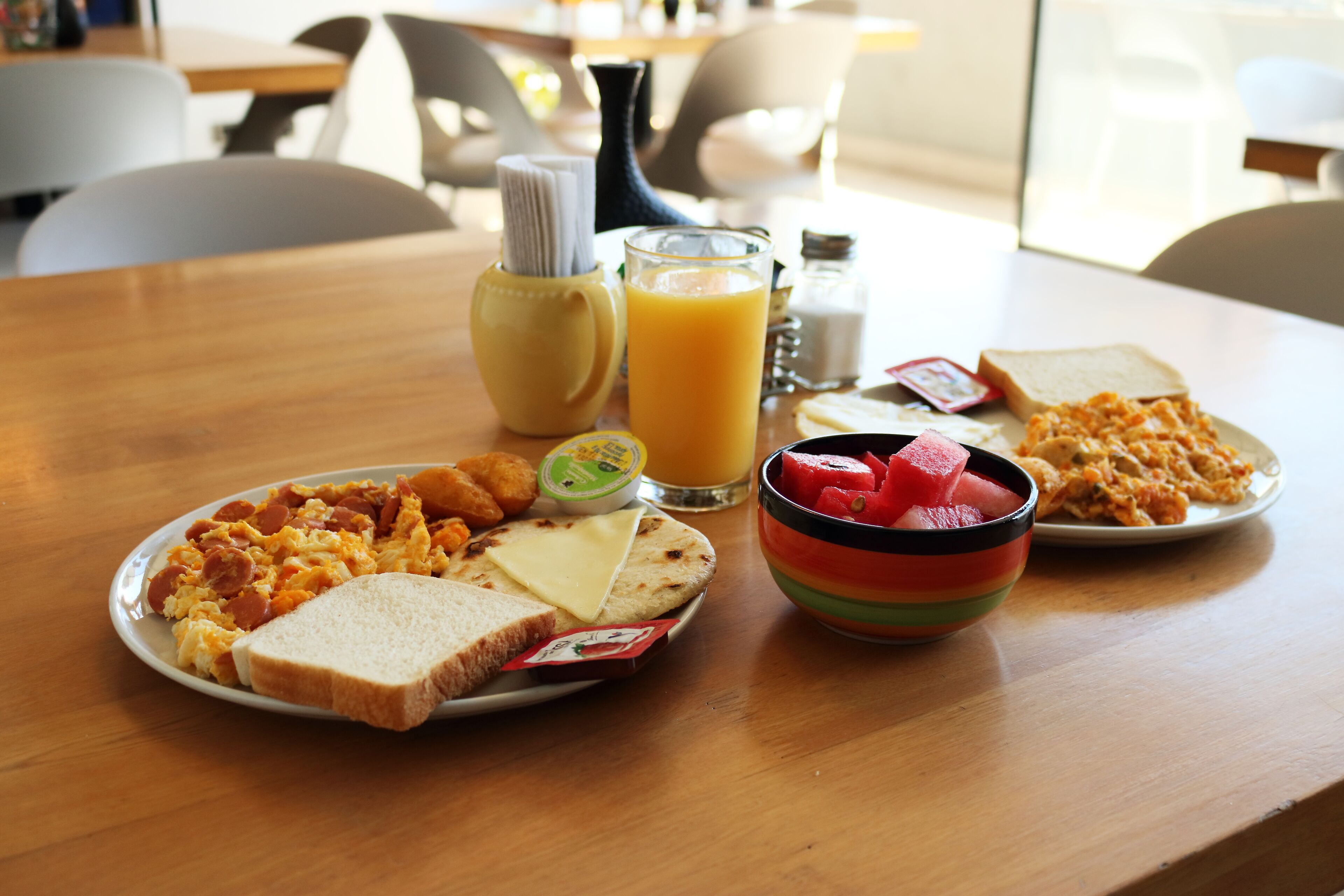 free daily continental breakfast