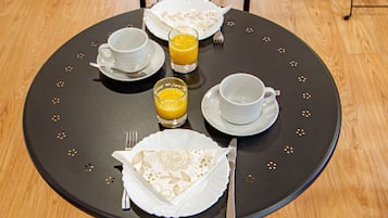 Petit déjeuner continental compris tous les jours