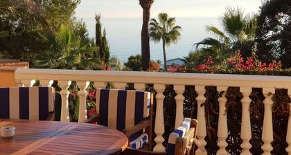 Beautiful Andalusian villa with amazing sea views and private swimming pool