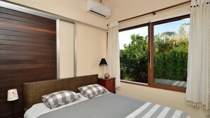 House | 2 bilik tidur, seterika/papan seterika, katil bayi/kot (percuma) 