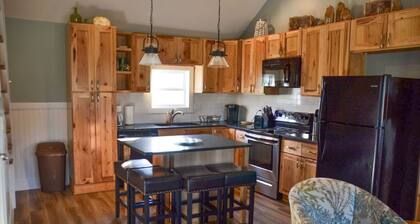 Cozy 3BR Cottage |Fishing|Private Dock|Boating