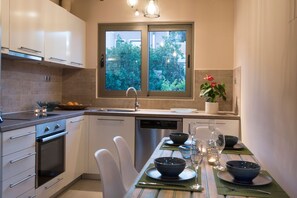 Private kitchen - Rea's Sea House (Chania)