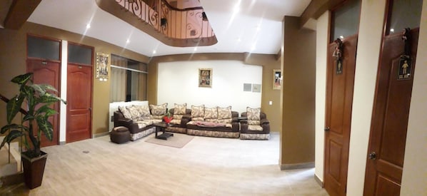 Lobby - Kantu Progreso Inn (Cusco)