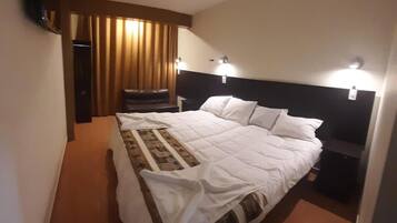 Chambres insonorisées, fer et planche à repasser, Wi-Fi gratuit