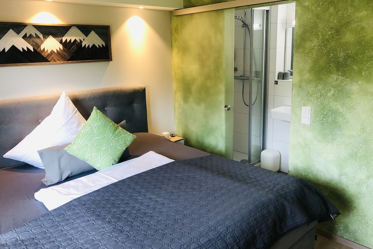 superior double room | 1 bedroom, desk, free wifi, bed sheets