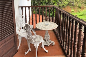 Triple Room, 3 Single Beds | Balcony